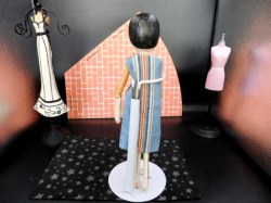 peg doll collar back
